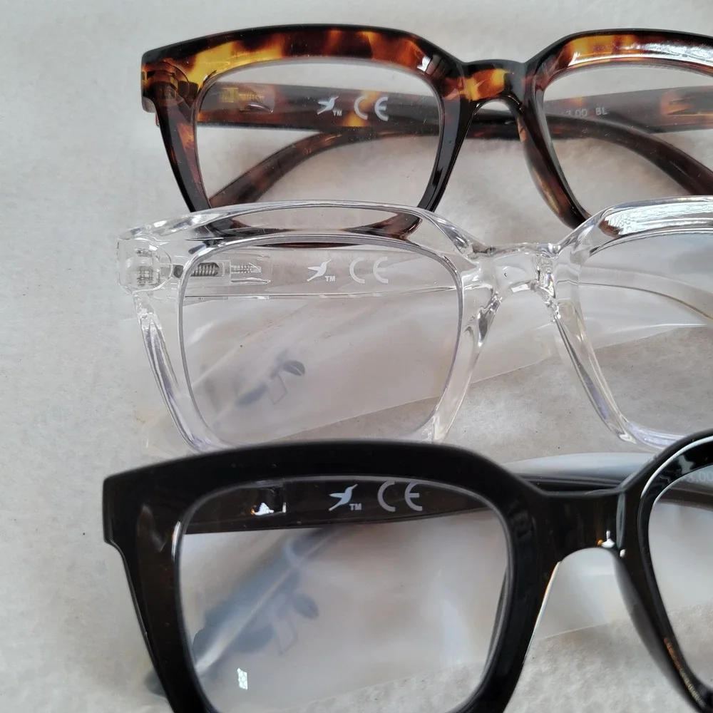 Hummingbird Womens Santa Fe +3.00 62mm Reading Glasses Blue Light Readers Case